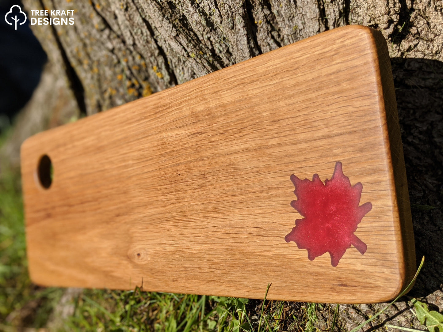 Reclaimed Oak with Rustic Red Maple Leaf Epoxy Inlay (rounded)